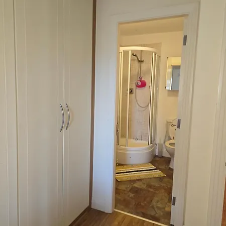 Gracian Omb דירה *